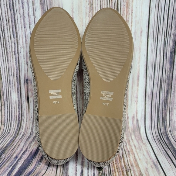 TOMS Julie Cobblestone Snake Embossed Suede Flats New Size 12 - Picture 8 of 12
